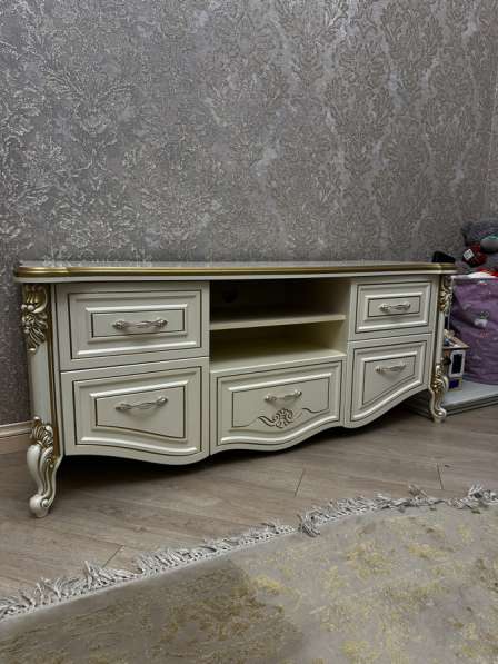 Тумба под телевизор