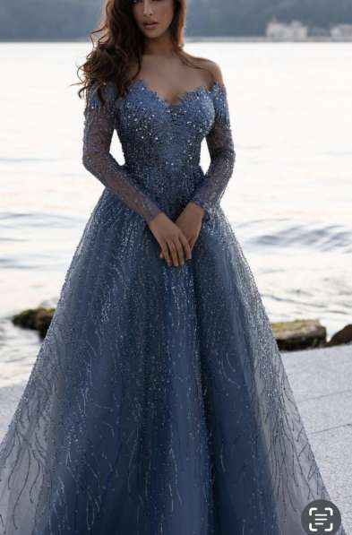 Платье вечернее