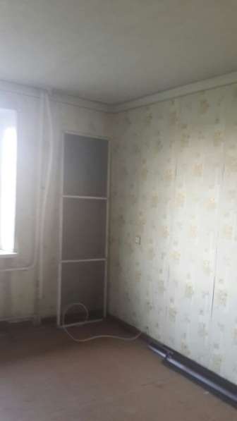 Продается 3-х комнатная квартира в центре Енакиево в фото 11