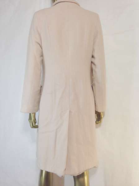 Пальто молочного цвета фирмы "Nynel" 48 -50 размера, б.у в Москве