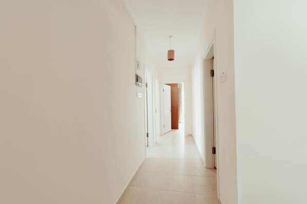 Продам квартиру 134 м 3+1 в Алсанджаке с балконами бассейном в фото 7