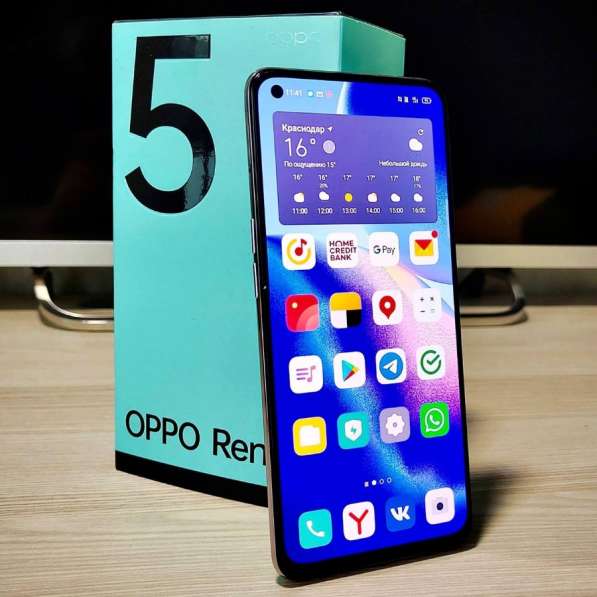 Смартфон OPPO Reno5