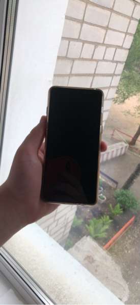 Телефон Samsung A8+(2018)