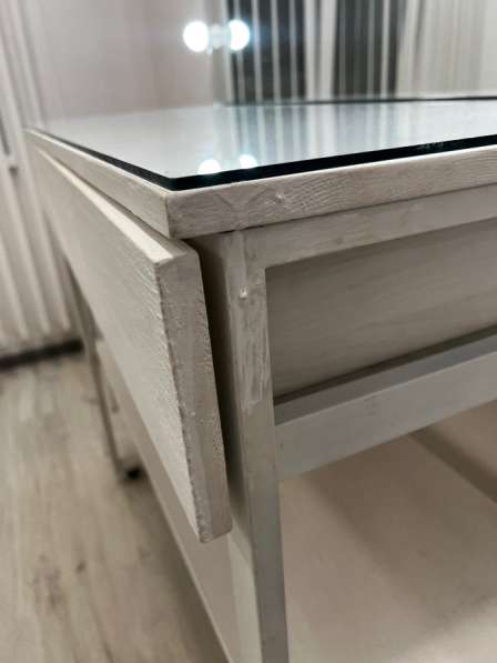 Гримерный стол с зеркалом в Перми фото 5