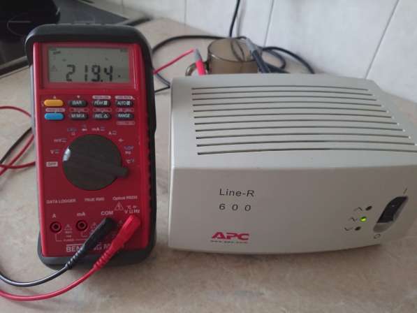 Стабилизатор напряжения APC Line-R в Челябинске фото 10