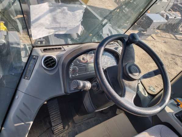 Фронтальный погрузчик XCMG ZL60GV в Дудинке фото 12