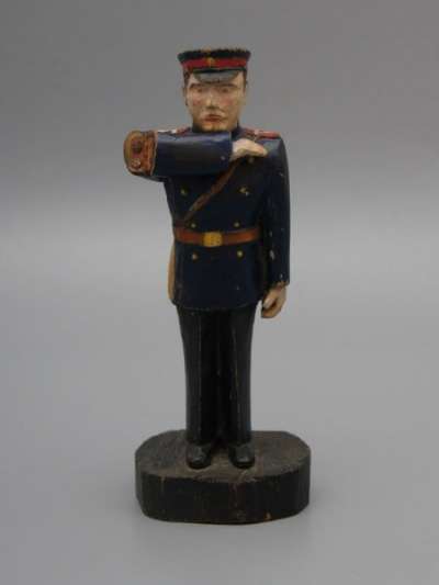 Игрушка Регулировщик, 1950-е г., дерево в Москве фото 4