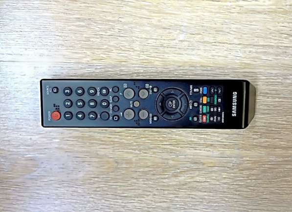 Телевизор Samsung LE-26R71B в Сыктывкаре фото 3