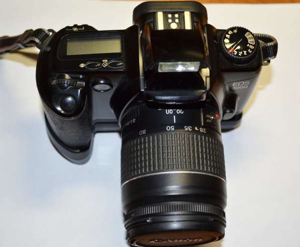 Canon EOS 3000 пленочный с доп. батарейным блоком в Курске фото 3