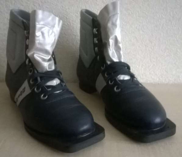 Ботинки лыжные Botas (б/у, размер 27,5)