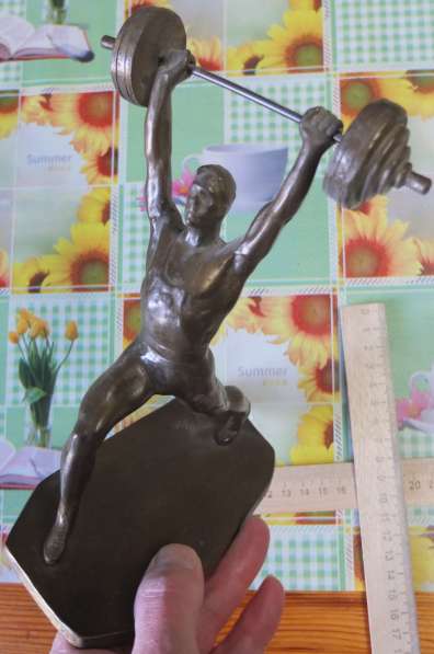 Бронзовая статуэтка Штангист, период СССР в Ставрополе фото 8