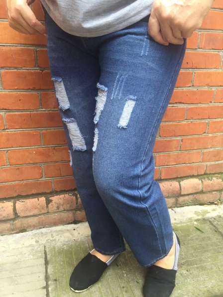 Продаю новые джинсы