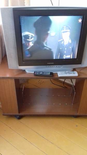 Телевизор самсунг в отличном состоянии в Улан-Удэ фото 3