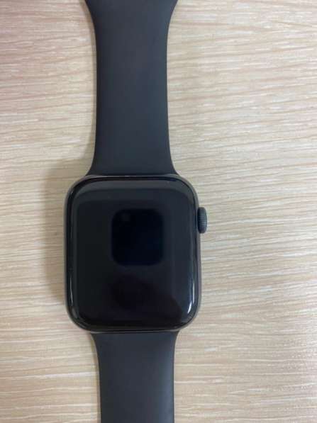 Apple Watch 5 44mm в Ростове-на-Дону