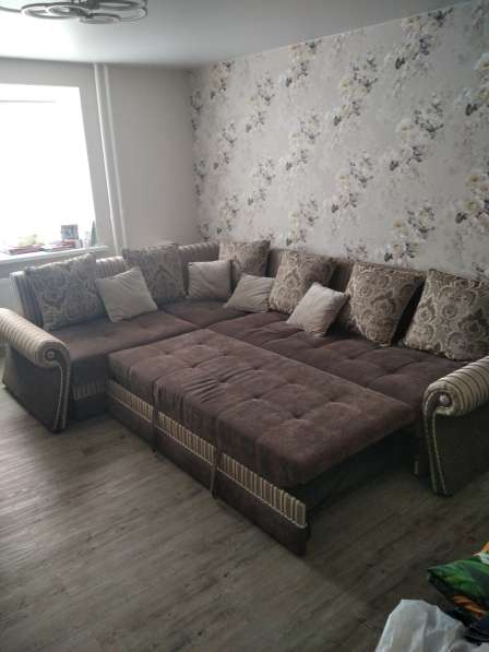 Угловой диван два на три в Тюмени