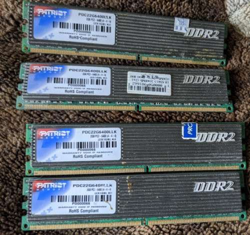 DDR3 4GB (OCZ, Corsair), DDR2 2GB (Patriot), DDR1 512MB в Москве фото 3