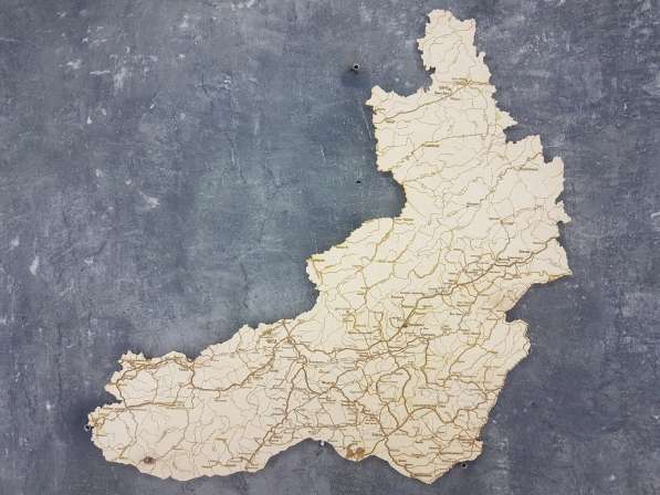 Географические карты из фанеры в Чите