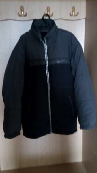 Продается мужская зимняя куртка, размер 48