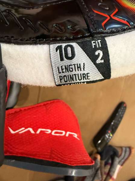 Коньки хоккейные новые в Омске