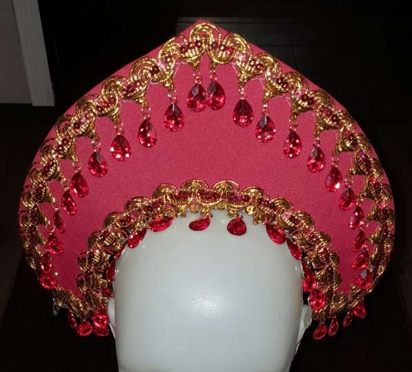 Продаётся кокошник в