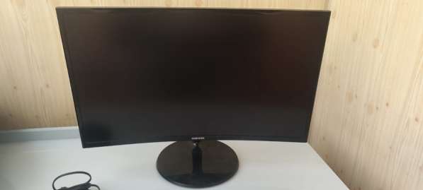 Игровой монитор Samsung 27 дюймов
