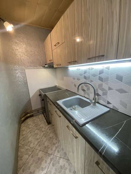 Продается 3-комнатная квартира. Ммкр. Асанбай! в фото 4