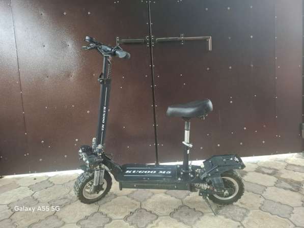 Продаю электросамокат взрослый Kugoo m5 в Светлограде