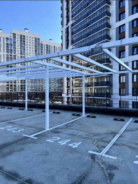 Продам машиноместо