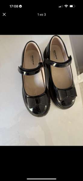 Продаю школьные туфли