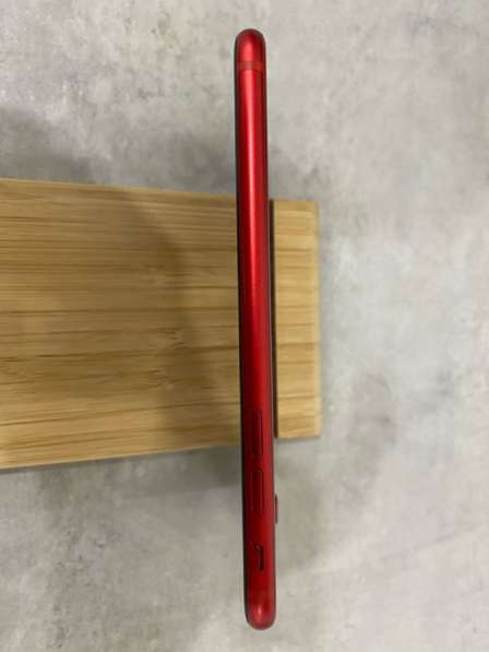 IPhone 8 RED 64gb в Казани фото 12