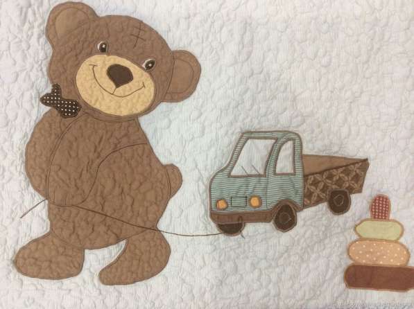 Детское лоскутное одеяло «Мишутка с машинкой» в Омске