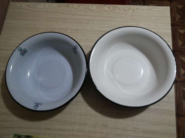 Эмалированная посуда б/у в фото 3