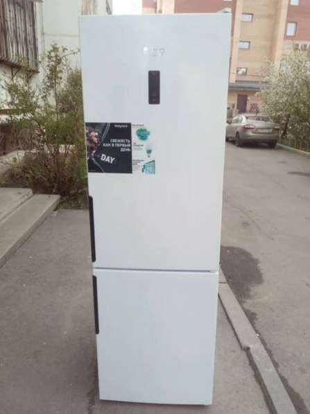 Холодильник Hotpoint-Ariston HFP 5200 W в Москве