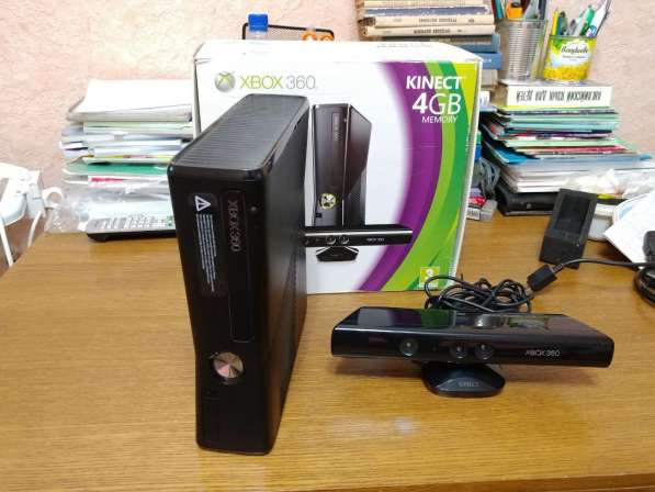 Xbox 360 500 ГБ (прошитый) + кинект + геймпад
