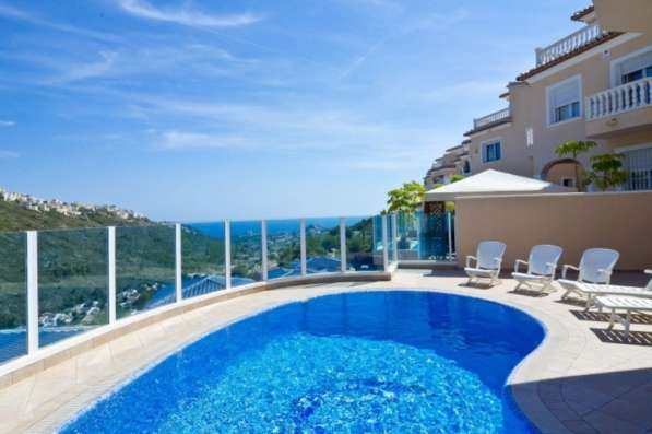 Испания,Морайра - прекрасный дом с бассейном и видом на море