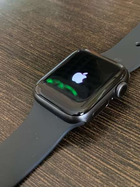 Apple Watch 40 мм (6 серия)