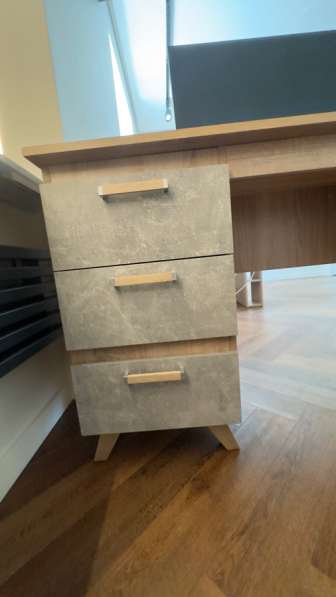 Компьютерные столы, деревянные в Москве фото 3