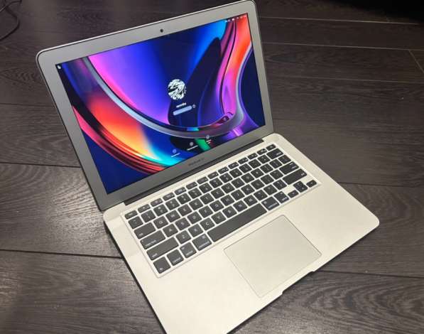 MacBook Air 13 (2014)