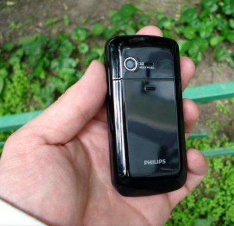 Philips Xenium X530 Black (оригинал, комплект) в Москве фото 3