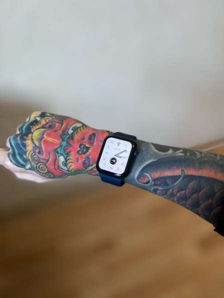 Часы Apple Watch 6 44 mm
