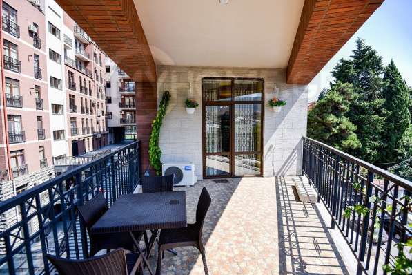 Продается 4-комнатная квартира в фото 4