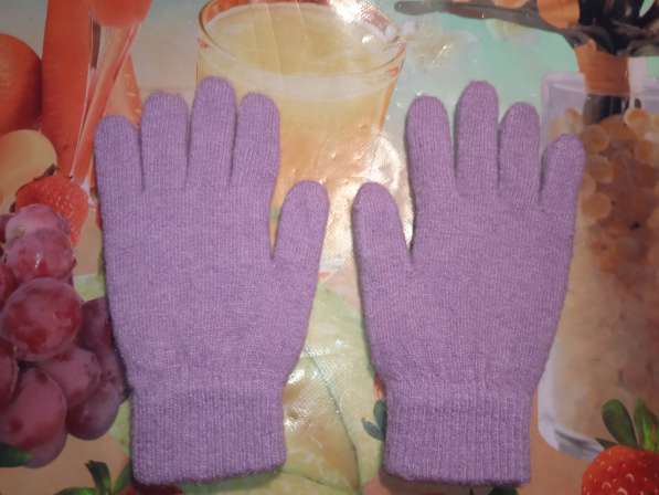 Подростковые перчатки новые в фото 3