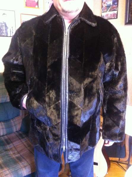 Зимняя куртка с мехом котика в Самаре