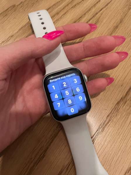 Apple Watch Series 6, 44mm в Москве фото 3