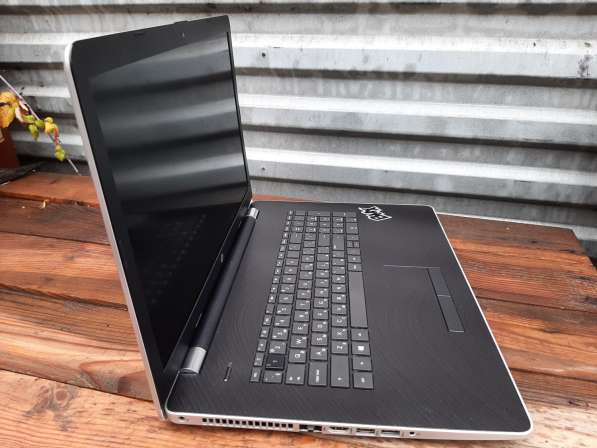 Игровой Ноутбук HP Laptop 17 в фото 6
