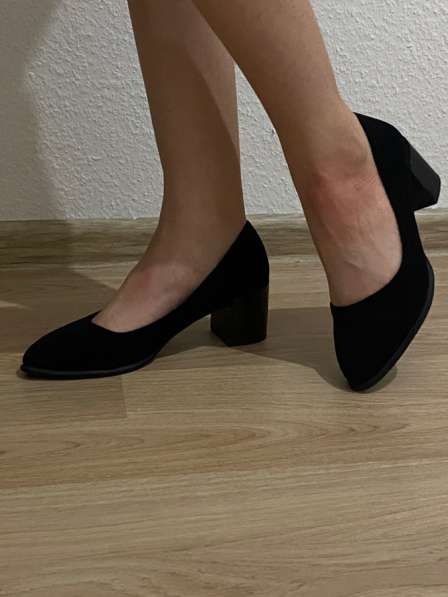 Туфли замшевые на каблуке 37 размер, подойдут на 37,5 (38) в Екатеринбурге фото 3