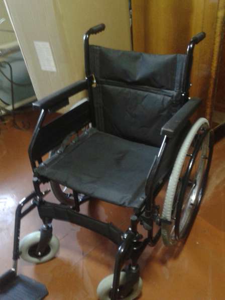 Продам кресло-коляску д/инвалидов Ortonica Olvia10.Привезу
