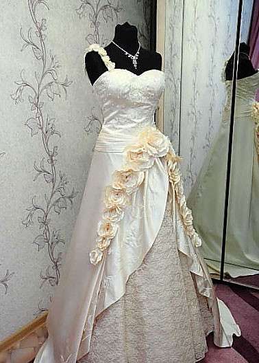 Оригинальное свадебное платье в Симферополе фото 6