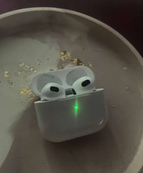 AirPods 3