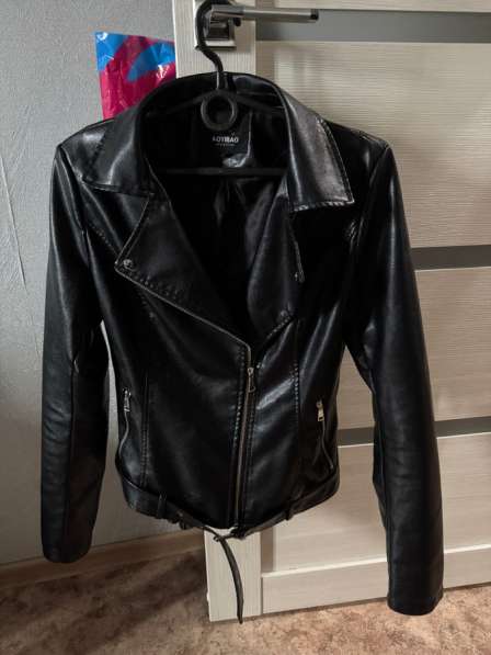 Кожанка женская